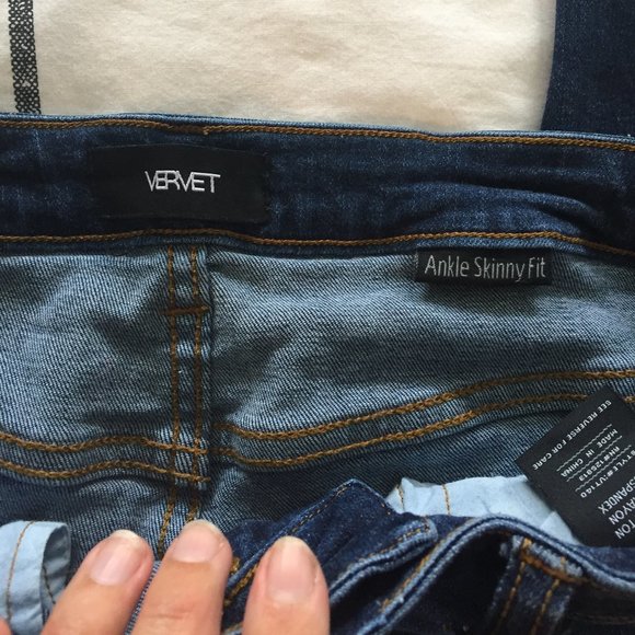 Women's ripped skinny jeans - Picture 3 of 5